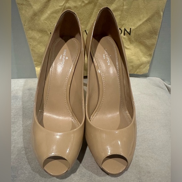 Louis Vuitton shoes - Picture 4 of 11